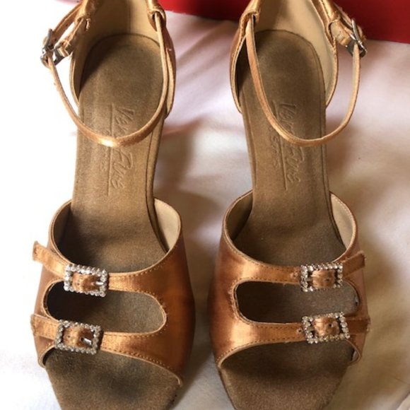 Gold satin ballroom salsa 1.2" heel vegan - Picture 4 of 8